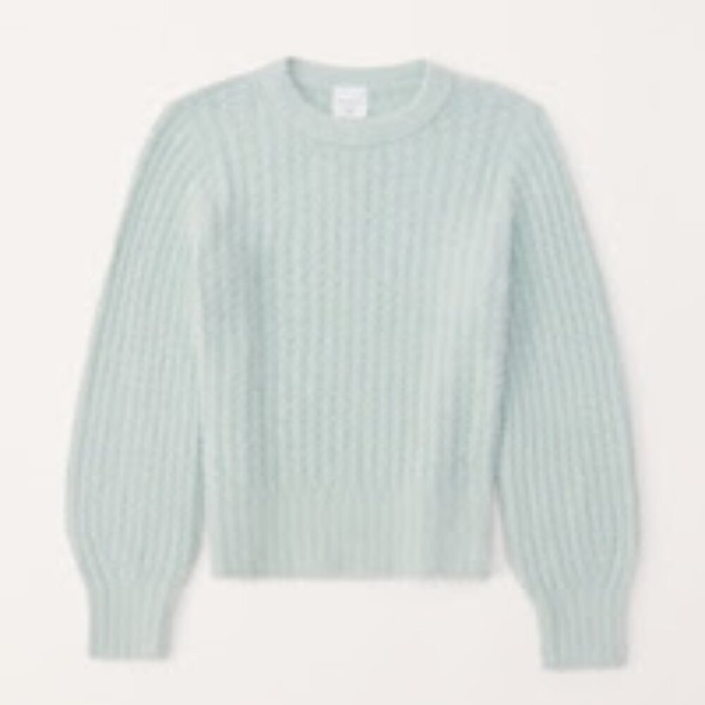 Abercrombie & Fitch: crewneck sweater
